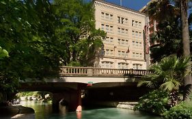 Drury Inn & Suites San Antonio Riverwalk